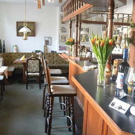Naumann's & Restaurant 3* Burgstadt